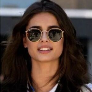 Ray-Ban round metel sunglasses with green lens and gold frame